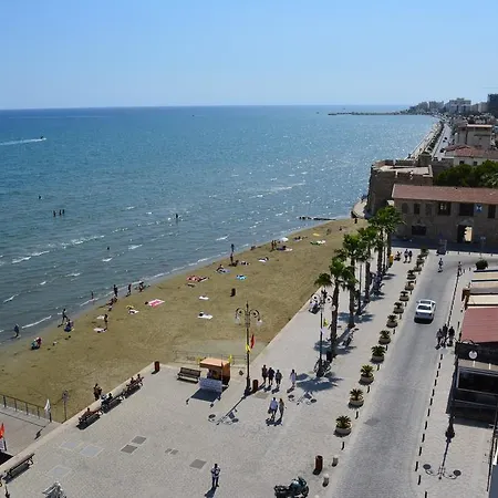 Sea View Penthouses Finikoudes Larnaca