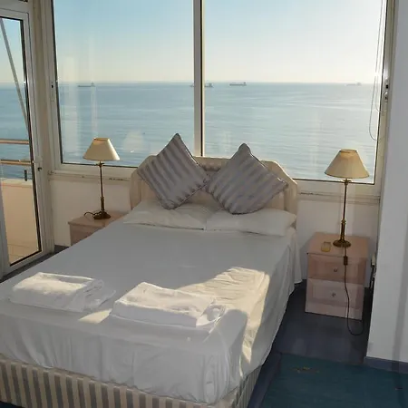 Apartment Sea View Penthouses Finikoudes Larnaca