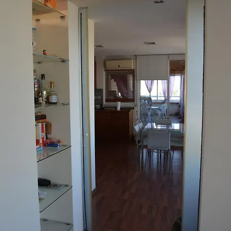 Sea View Penthouses Finikoudes Apartment